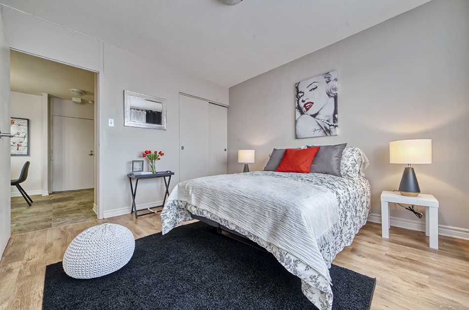 Notre-Dame-de-Grâce Place Sutton #7400 910 - 5