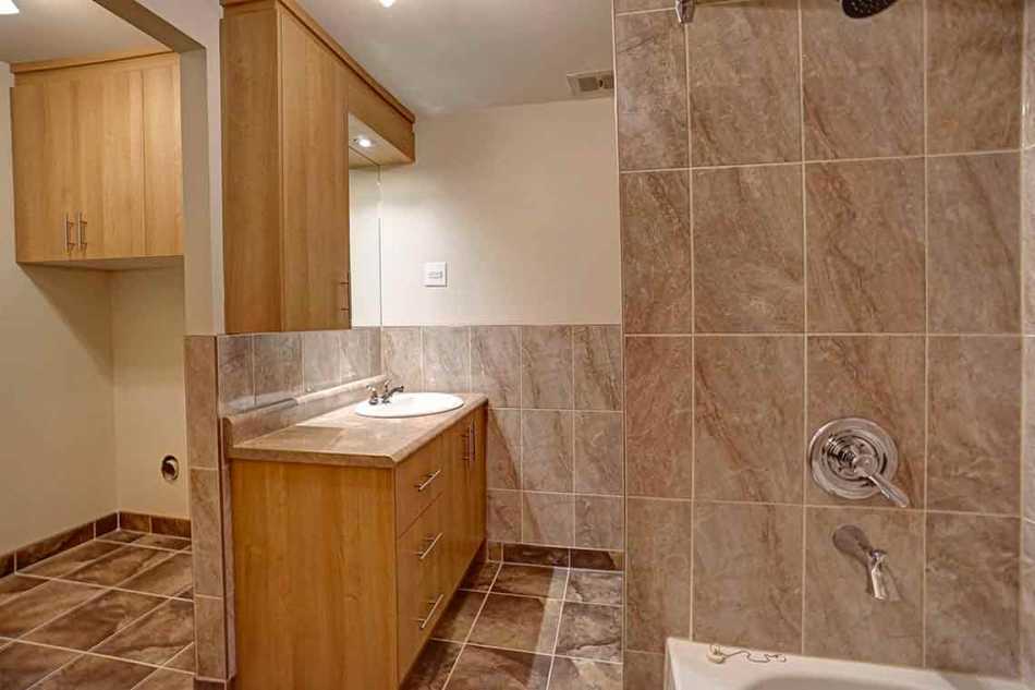 Beauport Place Poulin #1815 1 - 4