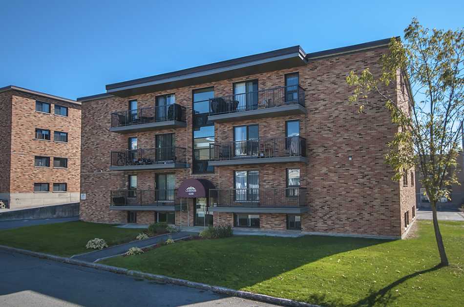 Charlesbourg Place des Cyprès #4208 2 1