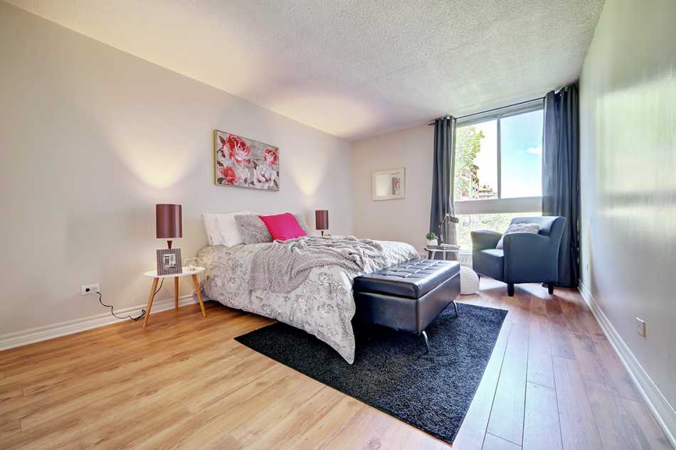 Côte St-Luc Le Oakridge #5795 101 - 10