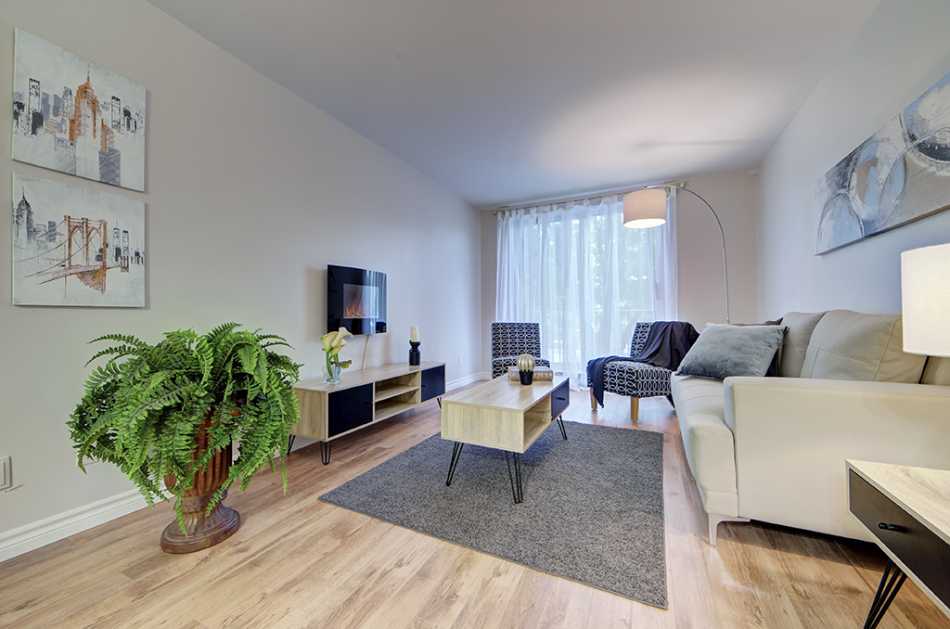 Pierrefonds Le Lalande #9840 420 - 6