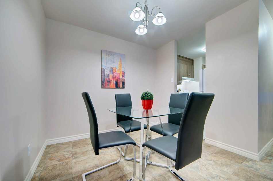 Pierrefonds Le Lalande #9840 420 - 9