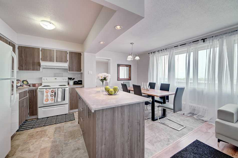 Côte St-Luc Seasons #6600 104 - 1