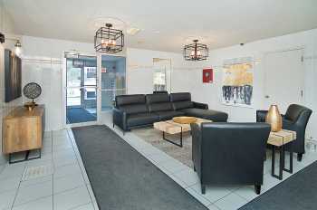 Place Anne-Mayrand photo 4