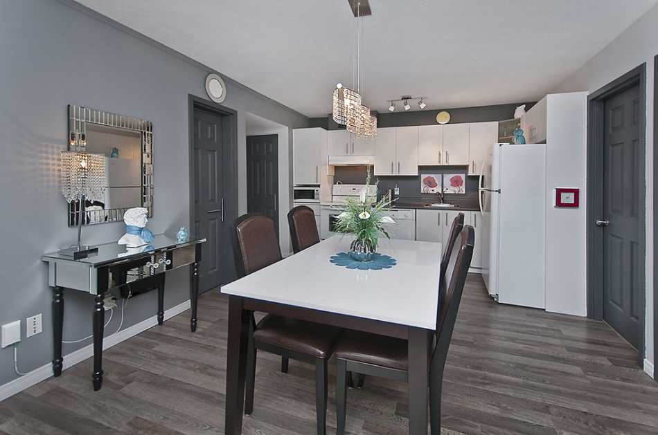 Ste-Foy Les appartements Montbeillards #982 301 - 5