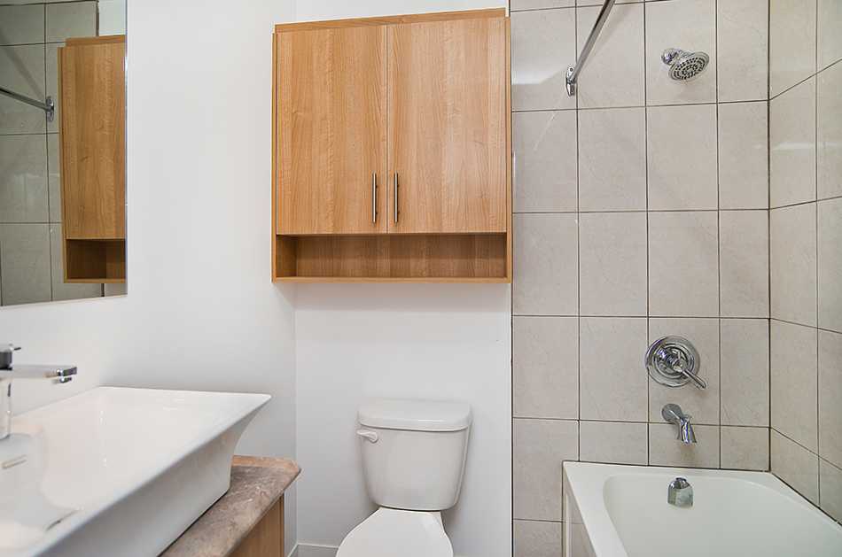 Québec Le Parisien #2124 5 - 2