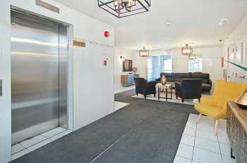 Place Anne-Mayrand photo 5