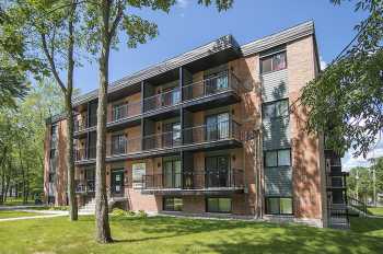 Place Belmont Bas photo 3