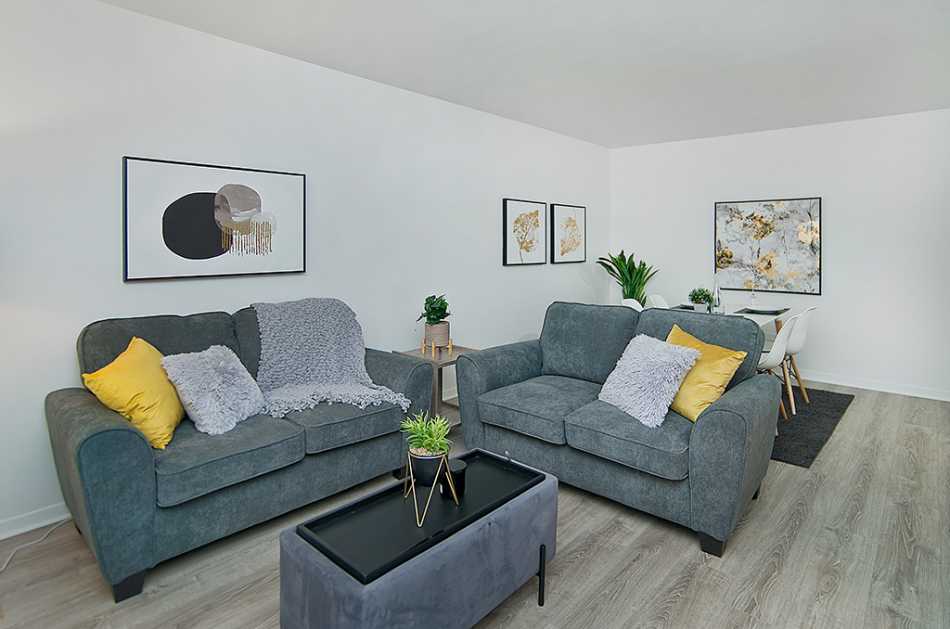 Ste-Foy (Cité-Universitaire) Place Mackay #2208 11 - 10