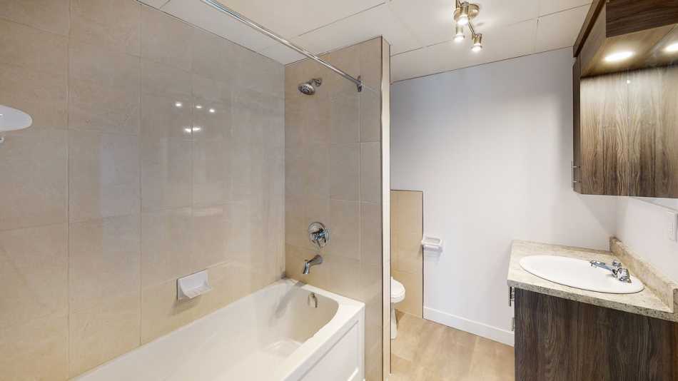 Beauport Place Poulin #1805 1 - 4