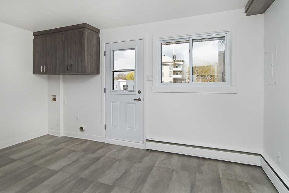 Beauport Place Mgr Gauthier #3369 7 - 12