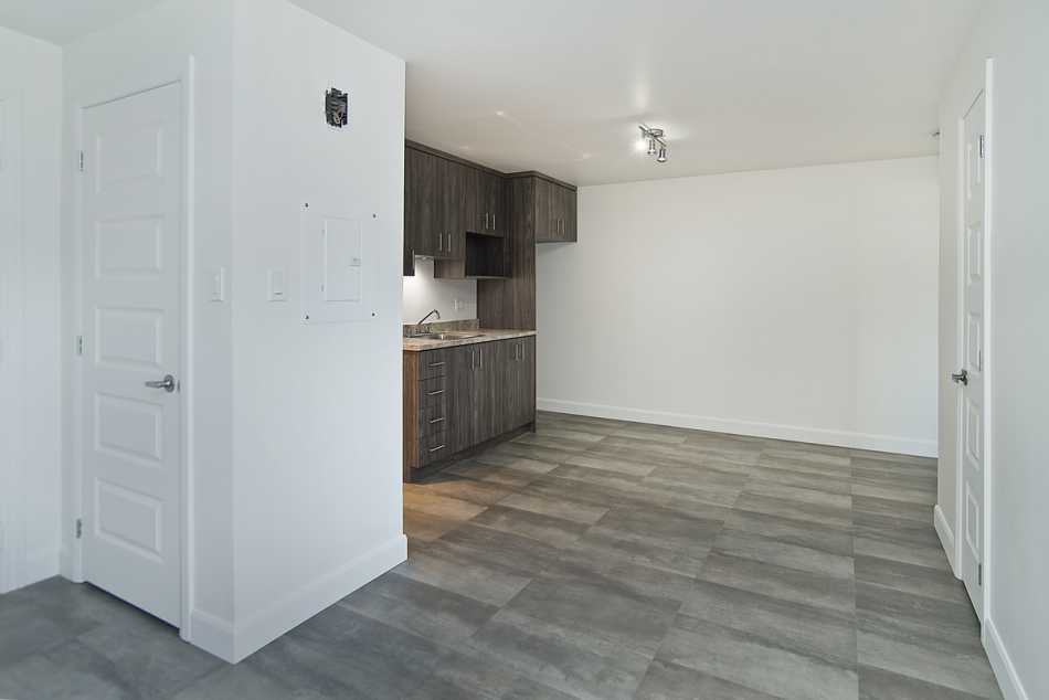 Ste-Foy (Cité-Universitaire) Place Belmont Bas #2175 303 - 2