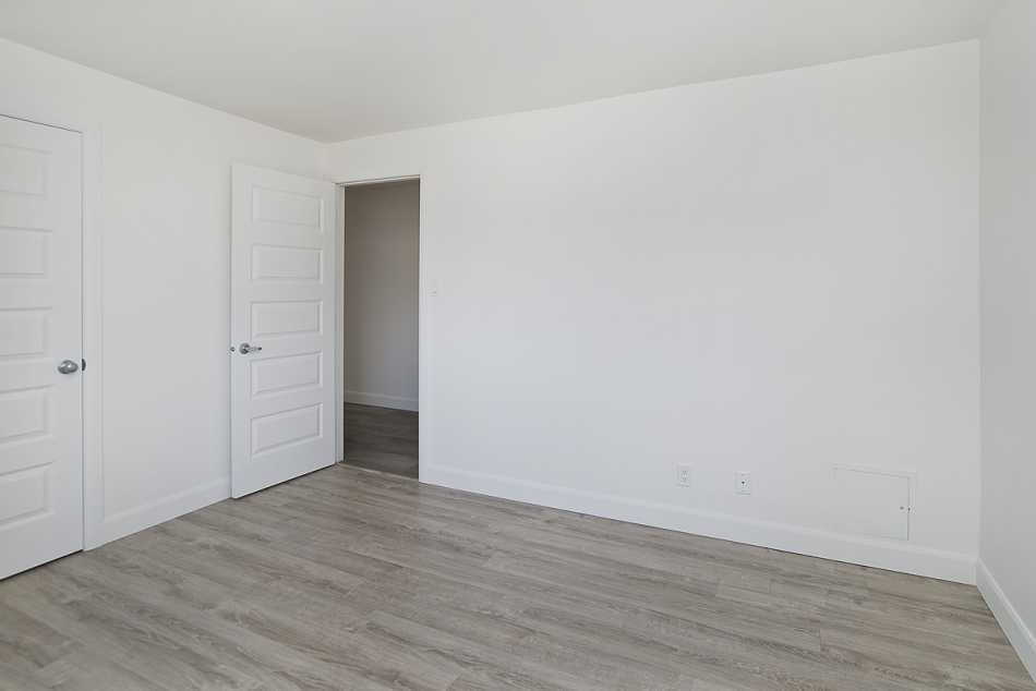 Ste-Foy (Cité-Universitaire) Place Belmont Bas #2175 303 - 5