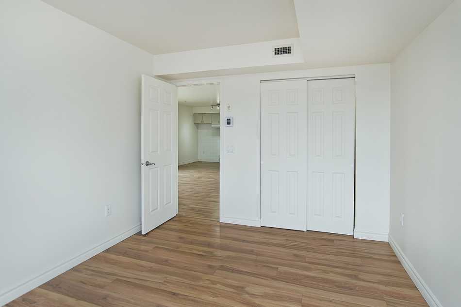 Ste-Foy Le Bourgeois 3010 #3010 201 - 8