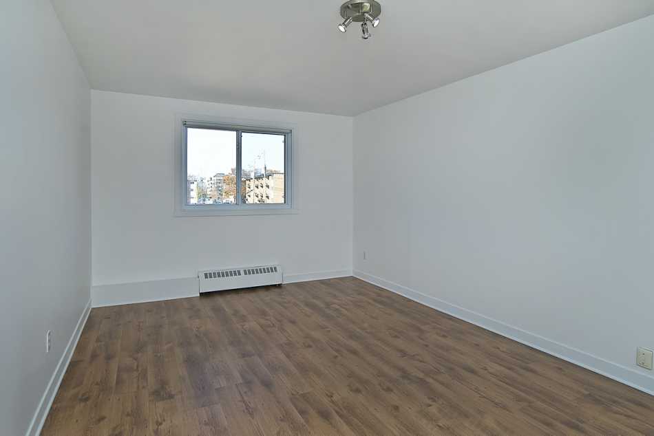 Ste-Foy Le Maricourt #3435 27 - 7