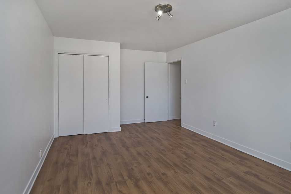 Ste-Foy Le Maricourt #3435 27 - 8
