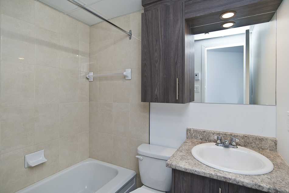 Québec Le Cavalier #2121 16 - 4