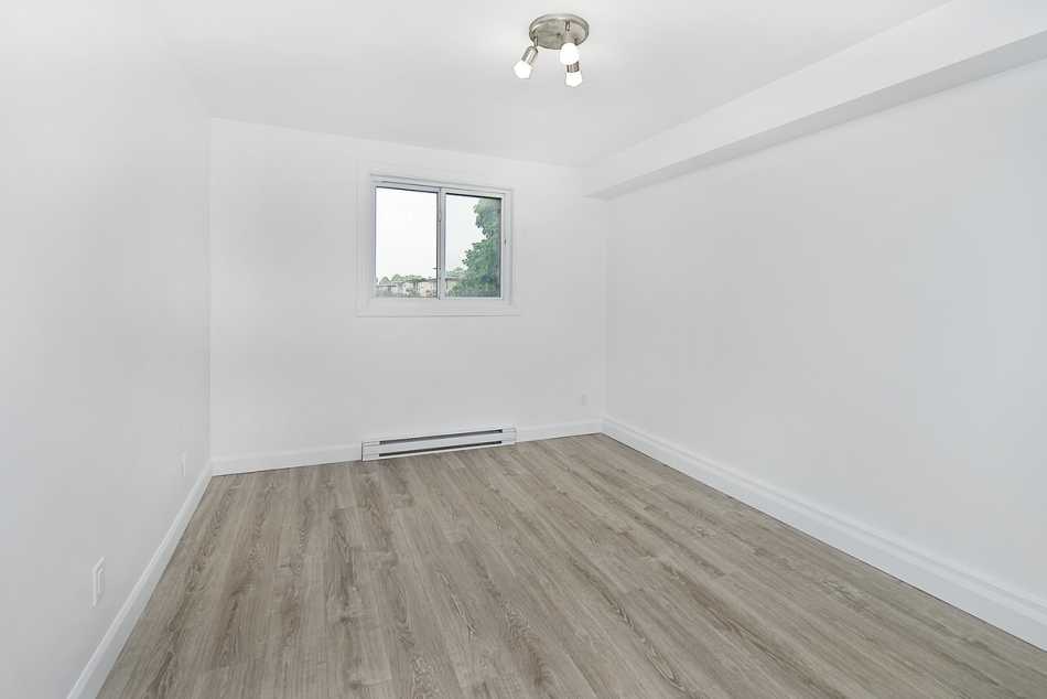 Québec Place Duval #2600 308 - 7