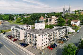 Place Mgr Gauthier photo 3